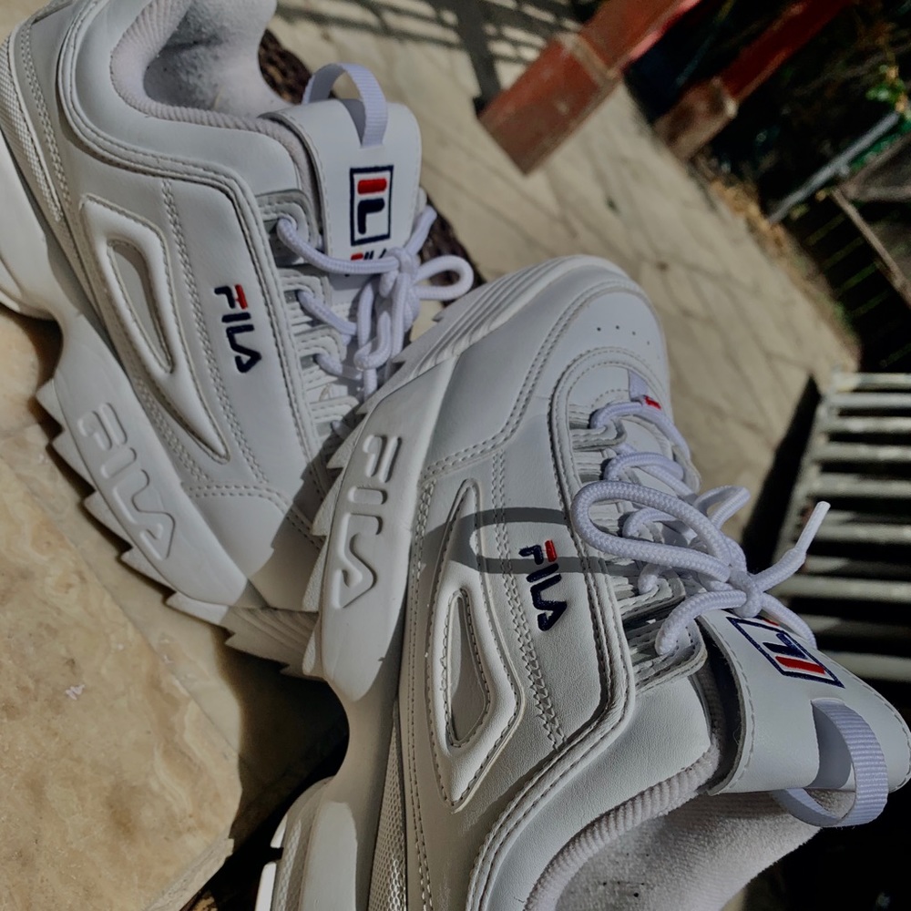 White fila 6 1/2 shoes